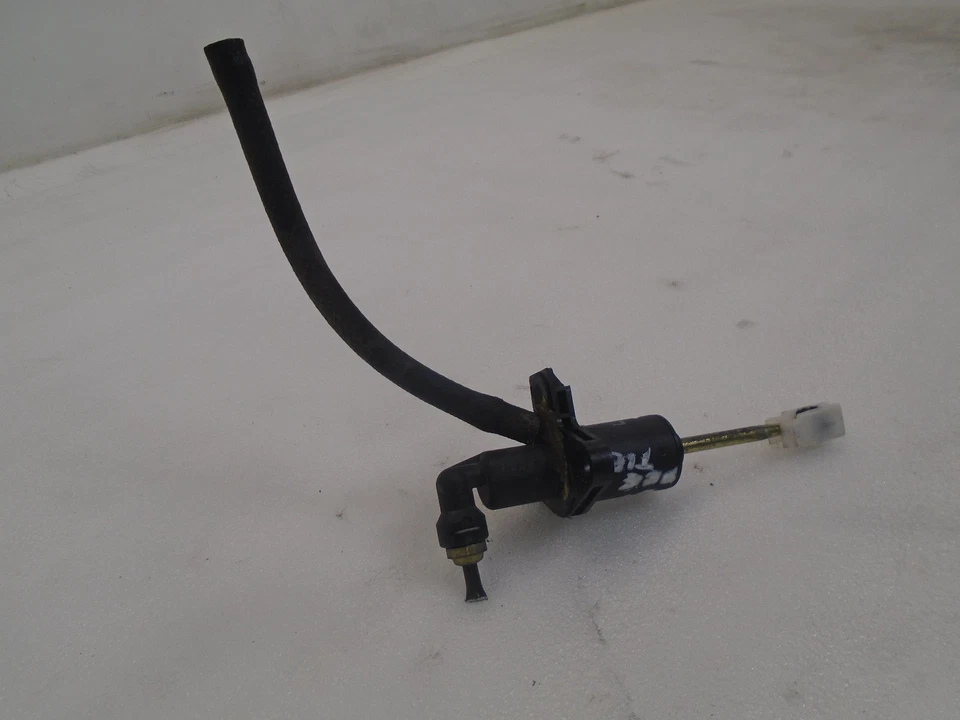 LK805194 1999-2005 VOLKSWAGEN BEETLE 1.8L TURBO MASTER CYLINDER CLUTCH OEM - Image 3 of 4