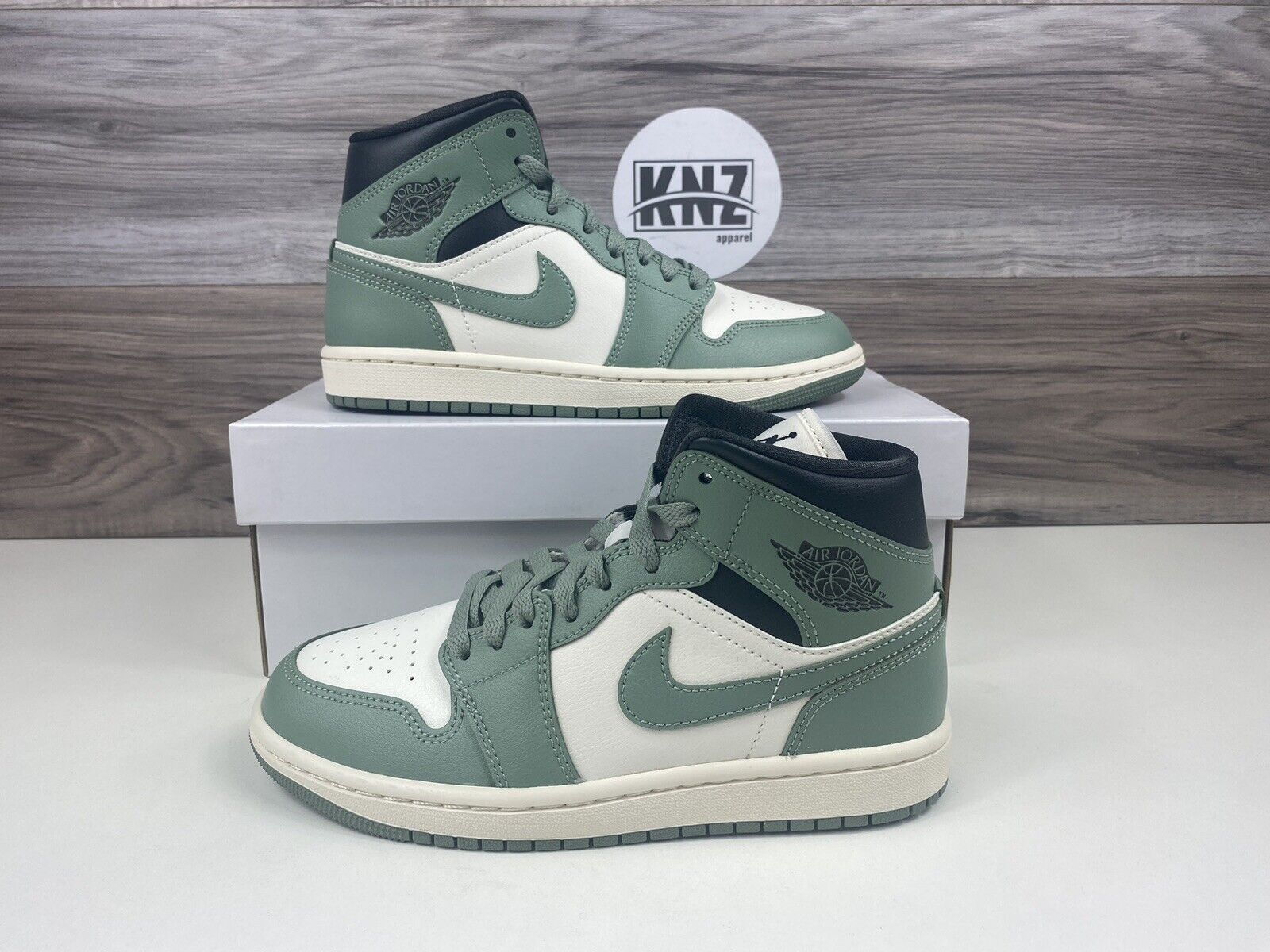 Nike Air Jordan 1 Mid Sneakers Jade Smoke Mens BQ6472-130