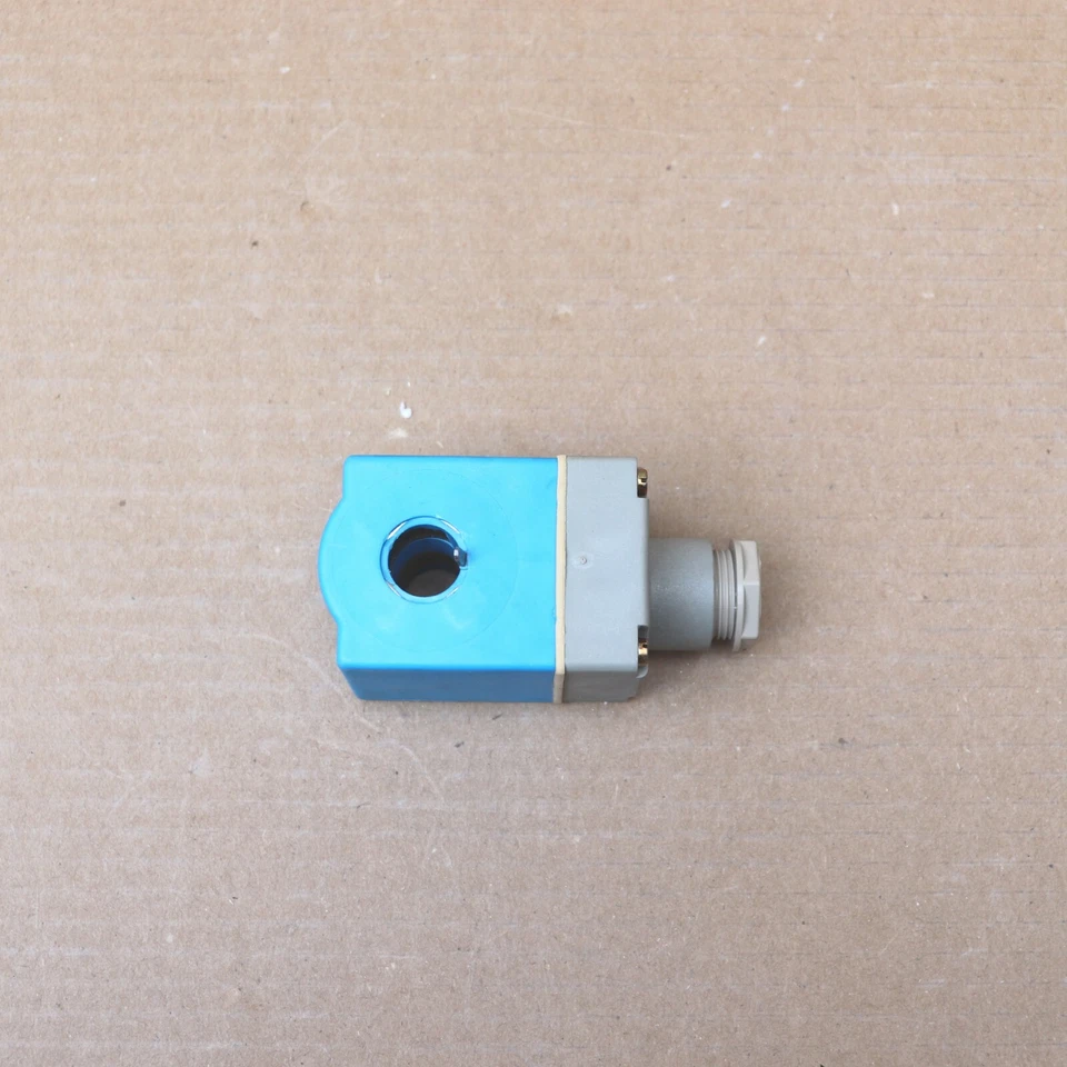 DANFOSS 018Z6189 COIL (2) - Image 3 of 4