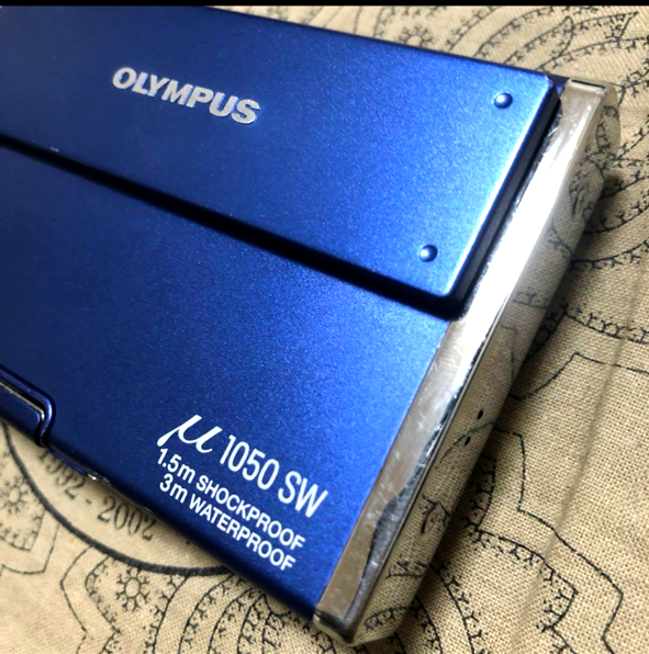 OLYMPUS µ 1050SW Blue Digital Camera Waterproof Shockproof w