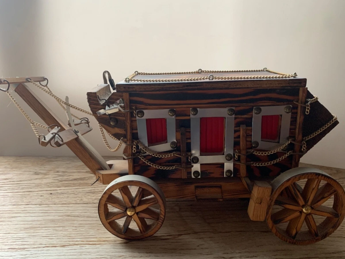 Covered Wagon Chuckwagon Stagecoach Table Lamp VINTAGE eBay