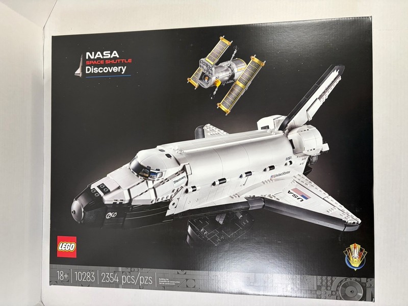 LEGO Icons: NASA Space Shuttle Discovery 10283 Set - New Factory Sealed