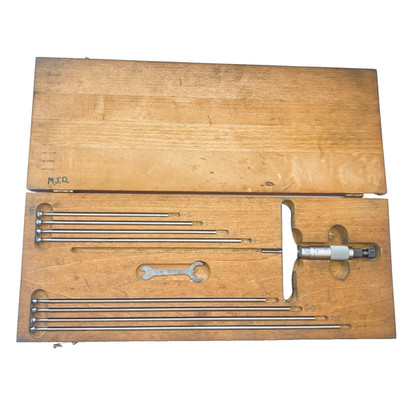 Starrett 445BZ-9RL 445 Depth Micrometer Gage, 0-9'' Range .001'' 4'' Base w/Case