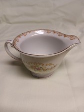 (1) Creamer JYO95 by JYOTO CHINA Hand Painted Made In Japan 5 3/4" x 4" x 3"