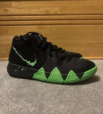 Nike Kyrie 4 Halloween Boy s Grade School Size 7