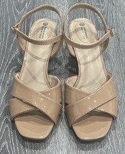 Giani Bernini Crisscross Lines Sandals Nude Beige Ankle Strap Block Heels W 7.5M