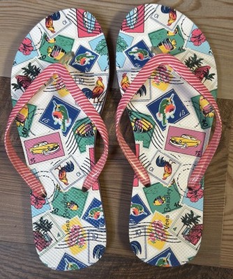 Vera Bradley Women s FlipFlops Sandals Viva La Vera Retired Stamp PinkWhite 9/10