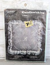 NEW Charmin by Janlynn Candlewicking Kit - Coussin Monogramme 14  X 14  Pillow