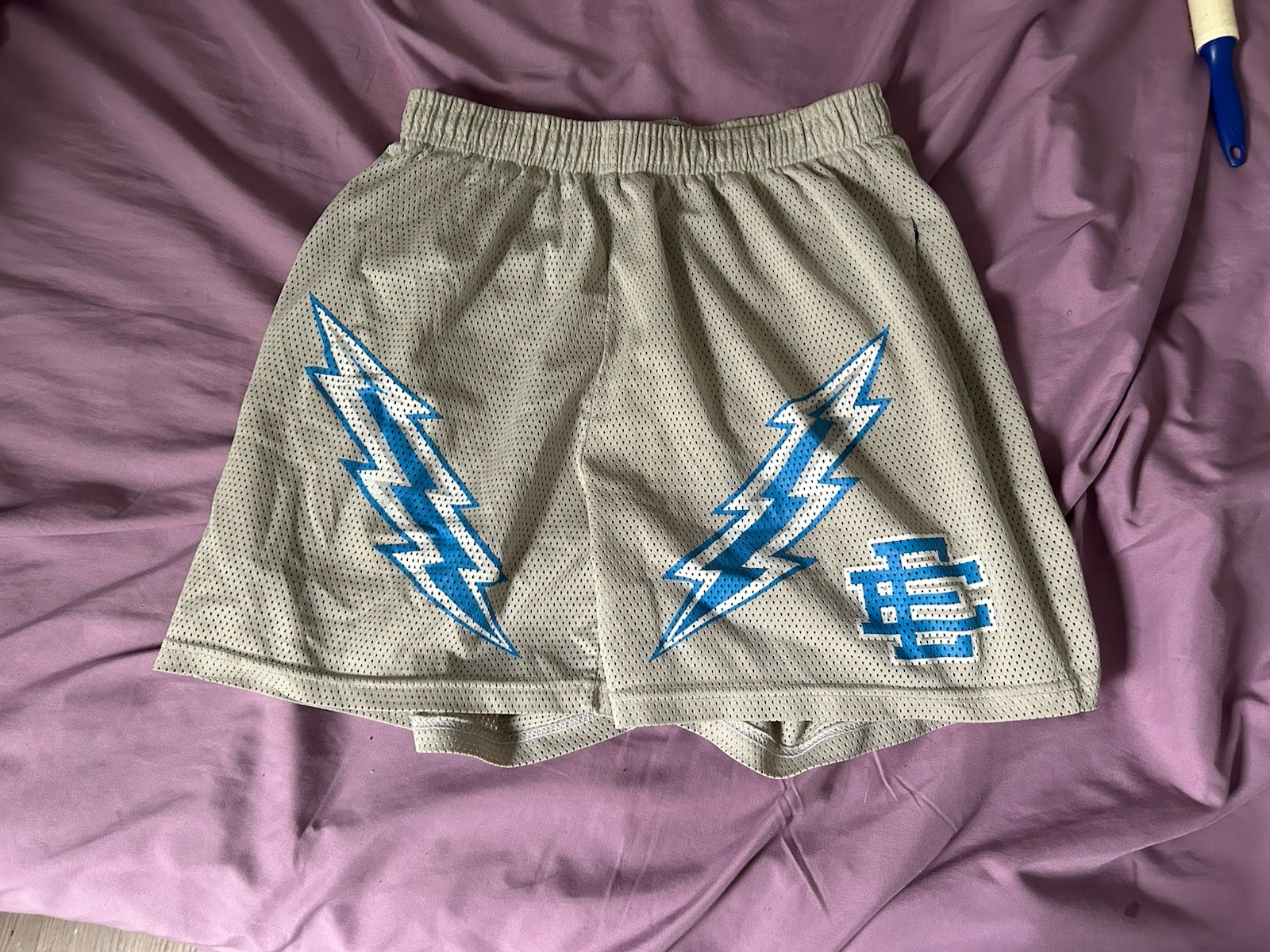 Eric Emanuel EE Basic Short Grey Bolt. - image 1