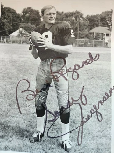 NFL WASHINGTON REDSKINS QUARTERBACK SONNY JURGENSEN AUTOGRAPHED BLK & WHT PHOTO
