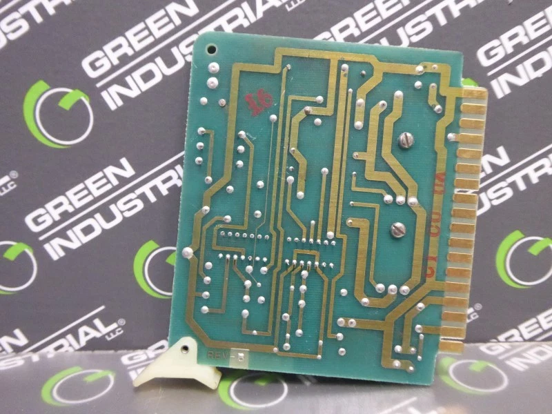 Placa de control usada Cincinnati Milacron 3-531-3322A Rev. B Foto 2 de 3