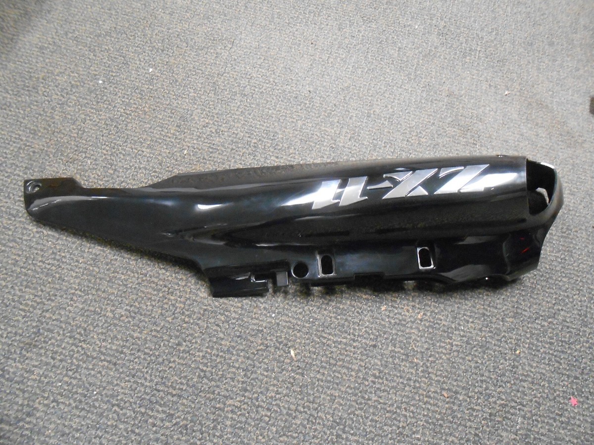 【専用ページです】 KAWASAKI ZX1100 NINJA LEFT SIDE BODY COVER ZX 11 1100 D 1995 36001