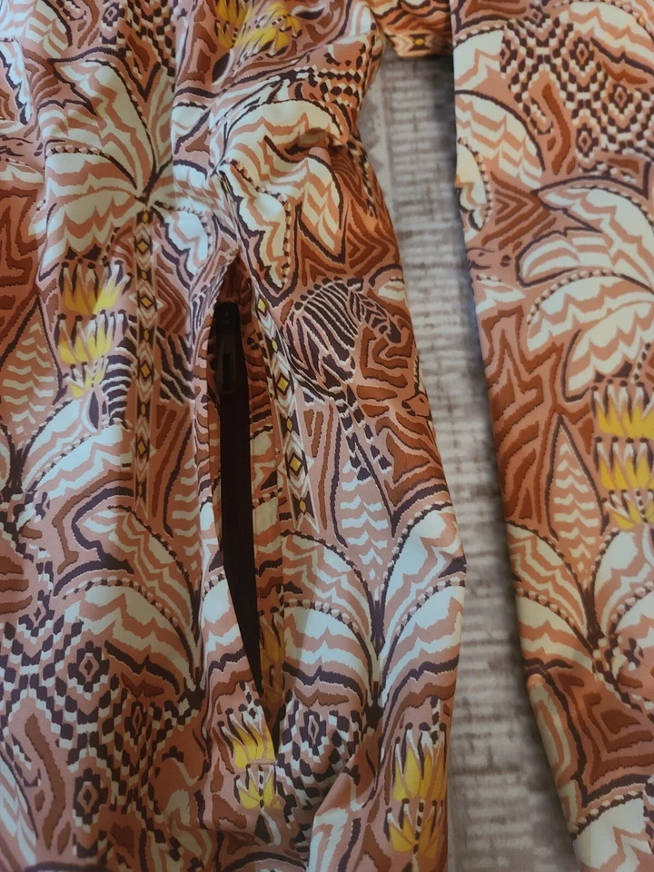 阿迪达斯 x FARM Rio 女式 Terrex 多网眼衬里雨衣小号全新带标签 — 第 4/4 张图片