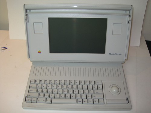 Vintage Apple Macintosh Portable In ORIGINAL BOX Complete RARE....!!!! - Picture 9 of 12