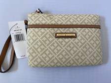 Tommy Hilfiger Wristlet Clutch Bag Creram/Brown NWT Retails 58