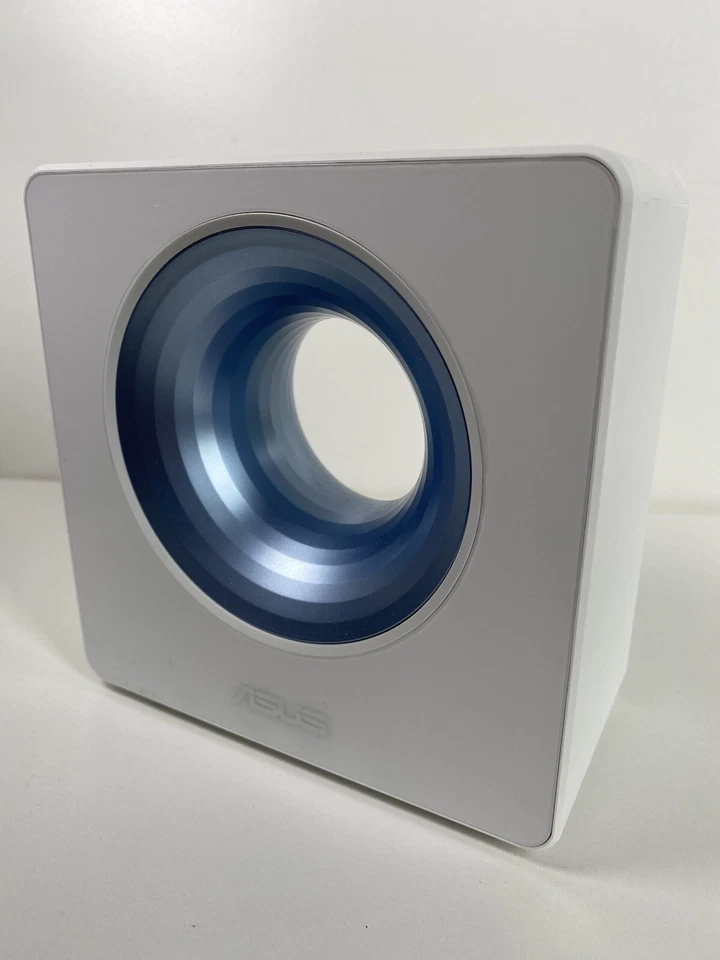 ASUS AC2600 Dual-Band Wi-Fi Router Blue/white - Image 4 of 4