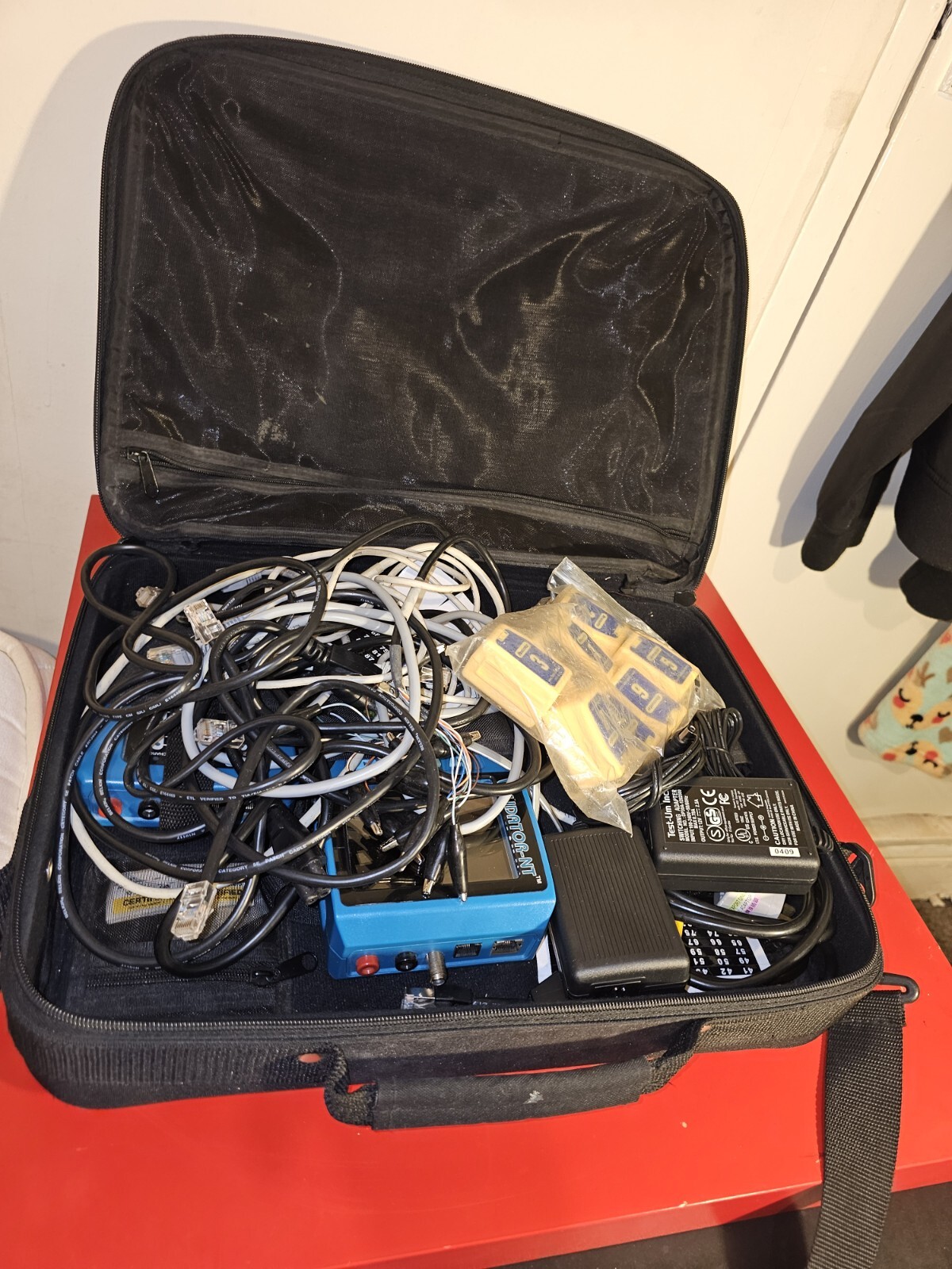 TestUm JDSU Validator NT905 Network LAN Cable Tester NT905