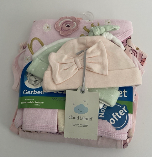 Lot of baby Girl items New 0-3 Months