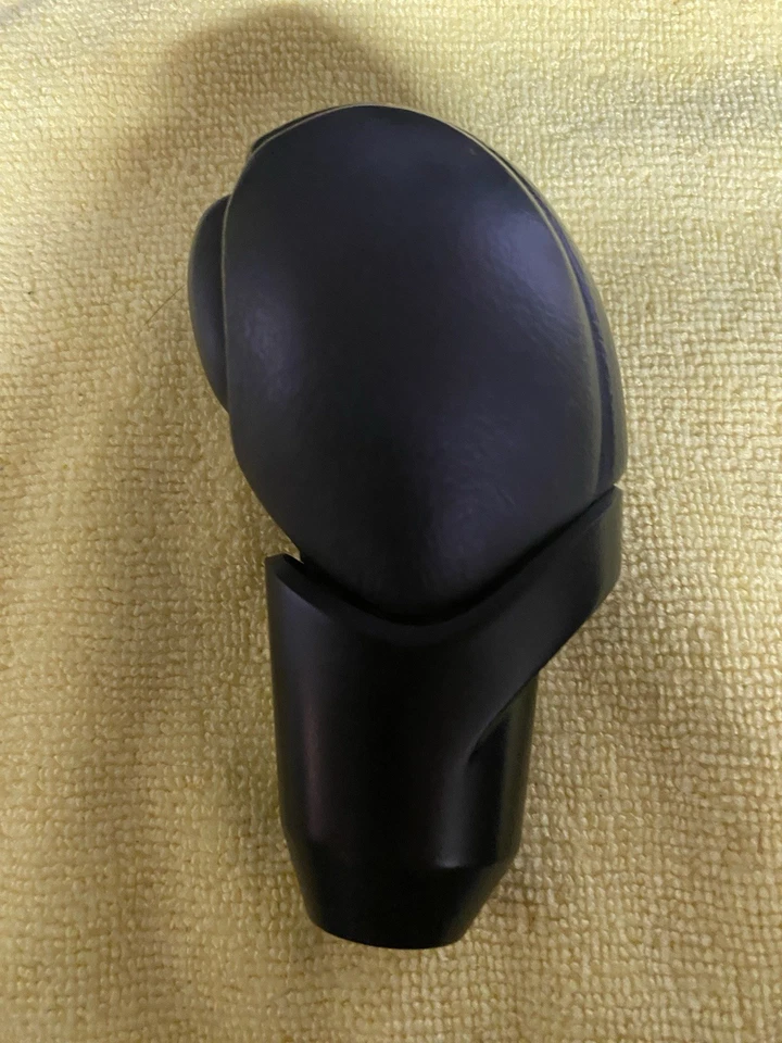 2018 nissan 370z manual shifter knob - Image 4 of 4
