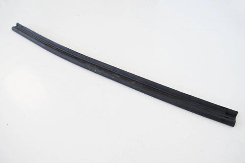 Engine compartment seal