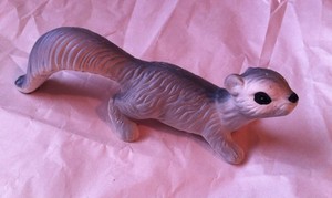 Vintage Outdoor Ceramic Baby Gray Squirrel Hang on Tree Fence Garden Old