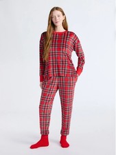 Joyspun Women  s Long Sleeve Pajama Set, 2-Piece, Size  Large RED