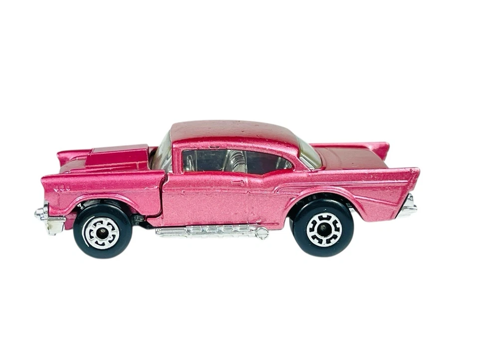 Chevy Matchbox Lesney Superfast MB4 1957 rosa metálico con caja L Foto 2 de 4