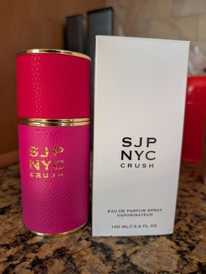 SJP NYC Crush by Sarah Jessica Parker 3.4 oz Eau De Parfum Spray for Women