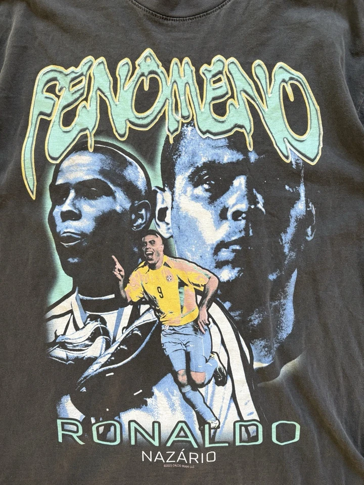 Camiseta Grande Calcio Mia Ronaldo Nazario El Fenomeno Brasil Blokecore Gráfico Foto 3 de 4