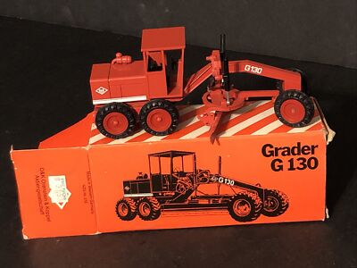 NZG #232 O&K O & K Grader G 130 Tractor made in Germany 1/50 scale In Box