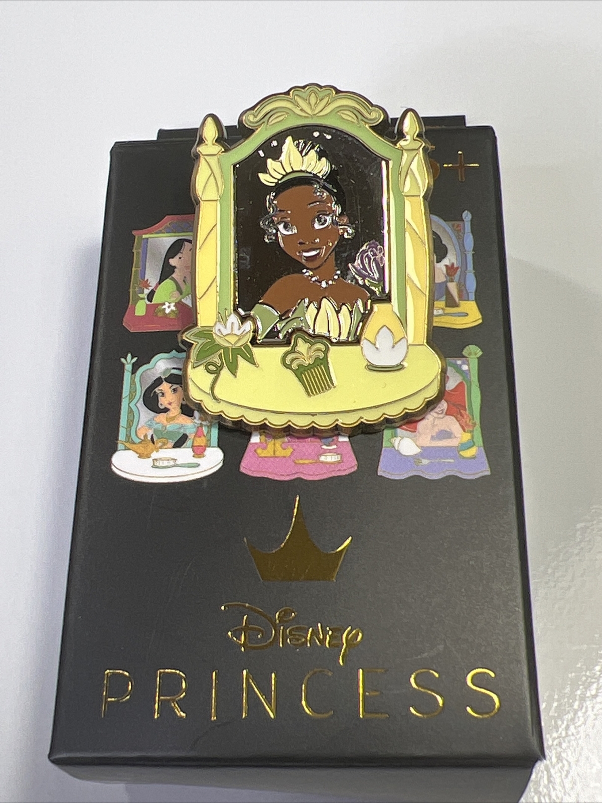 Loungefly Disney Princess Vanity Princess & The Frog Tiana Enamel Pin Blind Box