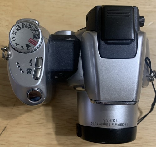 Vintage Retro Konica Minolta Z1 Digital Camera 10x Zoom 3.2MP CCD Sensor |Tested - Picture 2 of 6