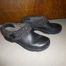 Dansko Clogs Slip On Black Leather with Sweater Knit 5408020200 Sz 38, 7.5-8