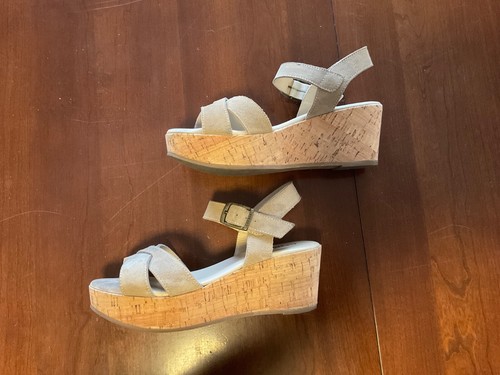 Cordani Candy Wedge Sandals EU 38 US 7 Adjustable Strap Beige Suede Italy - Picture 9 of 12