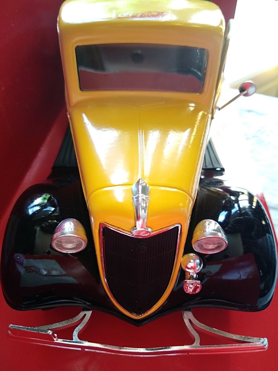 RENAULT 2.5 TONNES Plateau Brasseur Coca-Cola Utilitaire Ixo Tbe