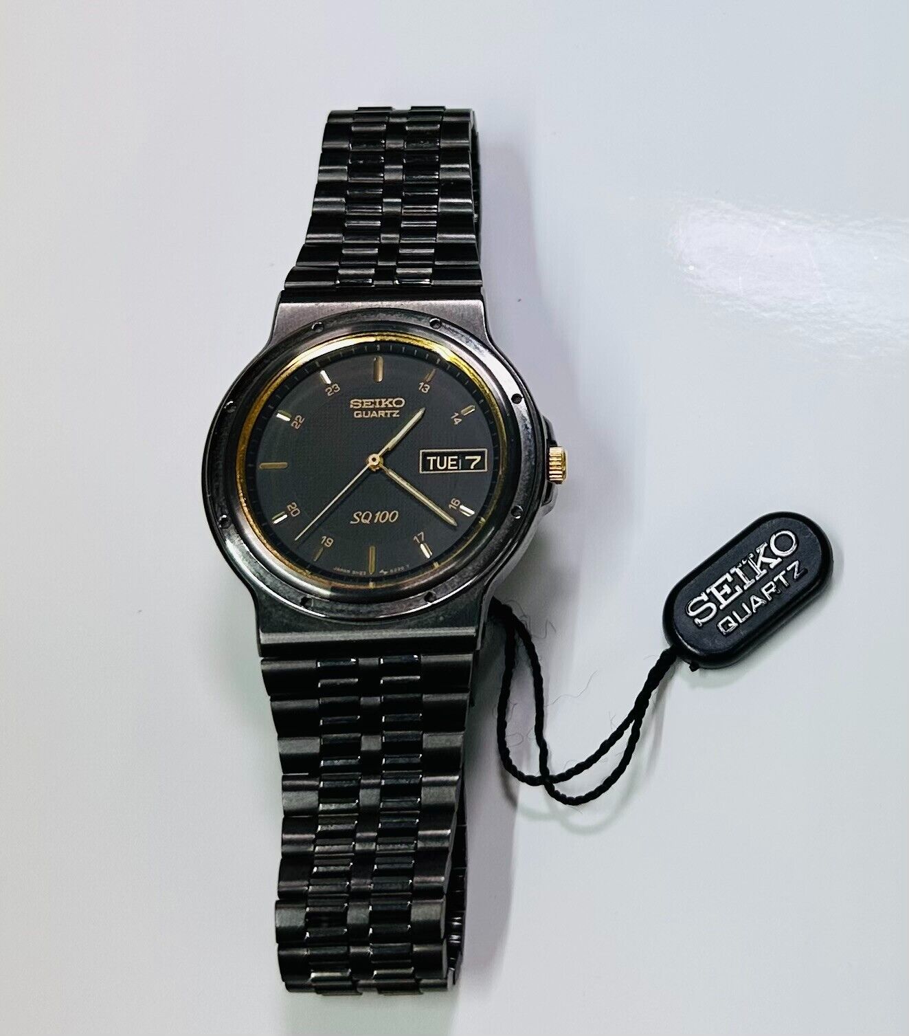 Unisex All Black Seiko Quartz Watch SQ100