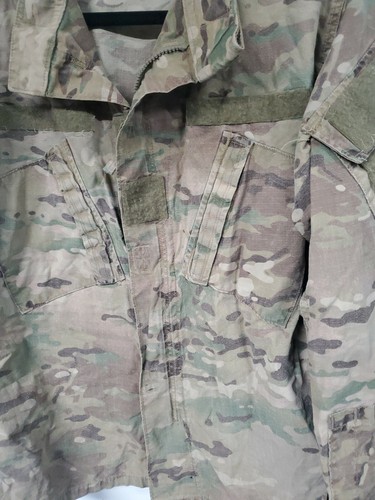 US ARMY ISSUE MULTICAM - FLAME RESISTANT medium short jacket top - Picture 2 of 5