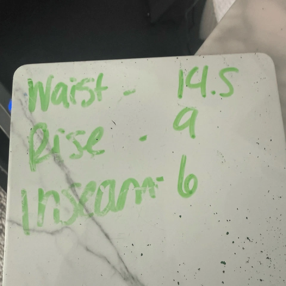 Pantalones cortos Columbia Omni Shield 6 camuflados para mujer Foto 3 de 4