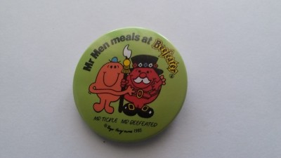 MR TICKLE AND MR BEEFEATER MR MEN BILD ABZEICHEN