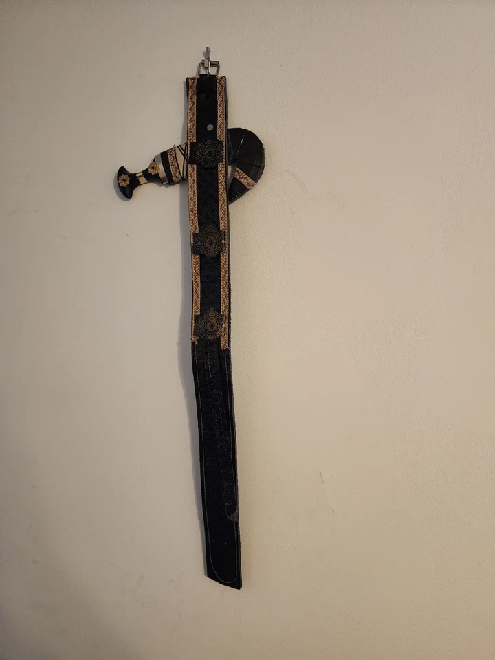 Beautiful Boys Yemeni Jambiya Dagger w/ Belt - Image 2 of 4
