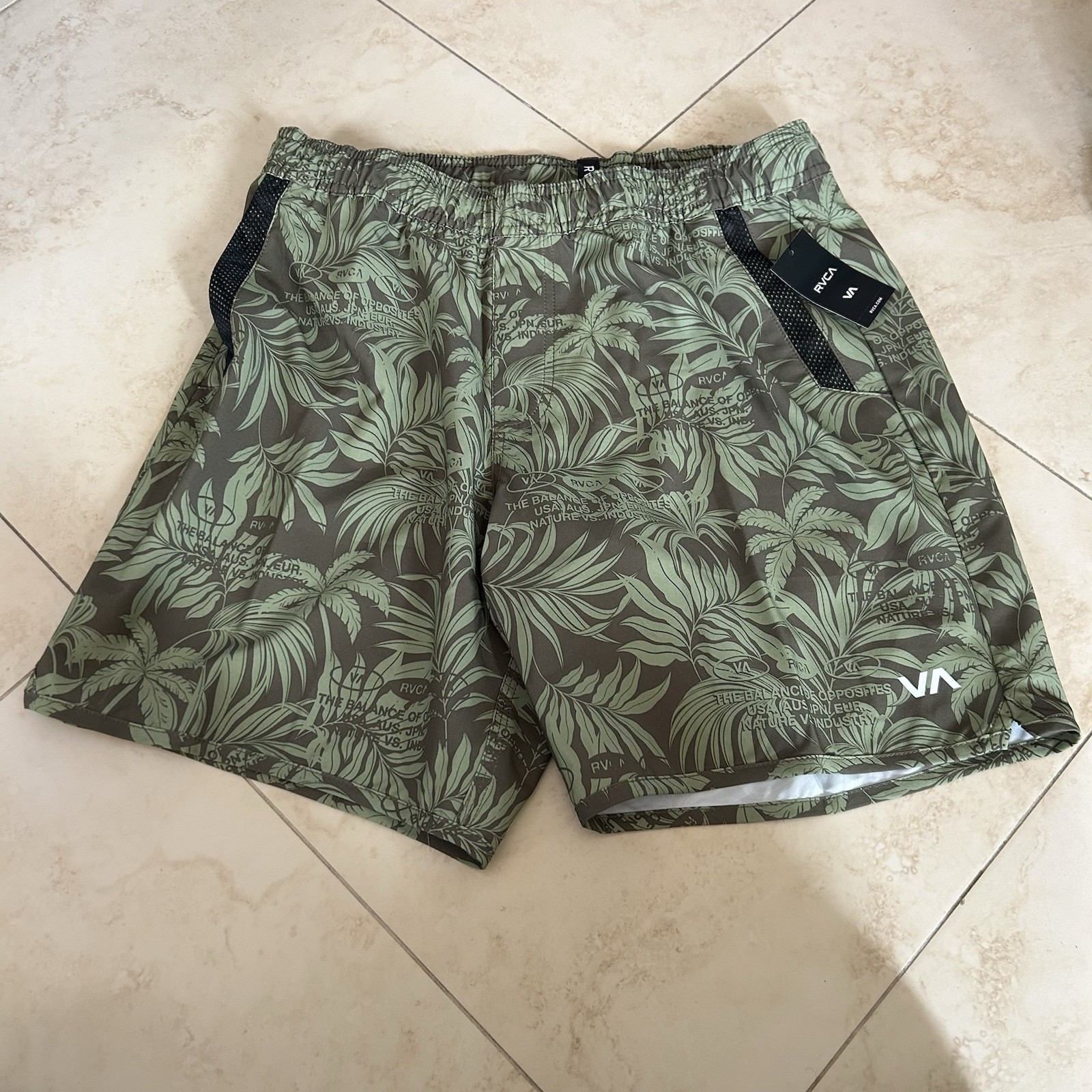 RVCA Kevin EW Hybrid 17
