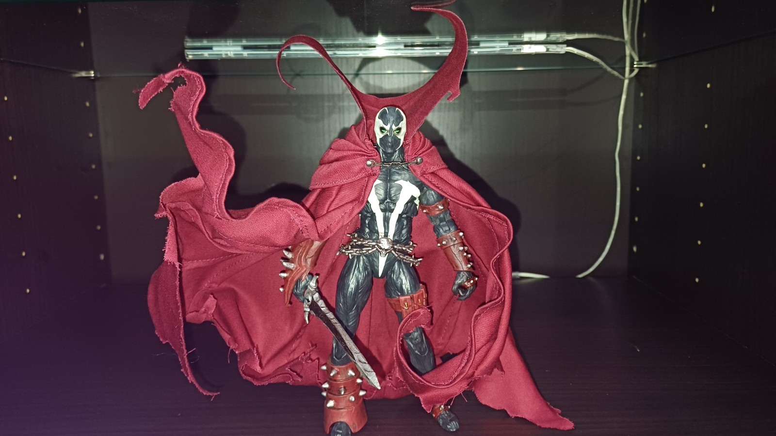 MCFARLANE TOYS MORTAL KOMBAT SPAWN with SWORD CUSTOM CLOTH CAPE Action Figure