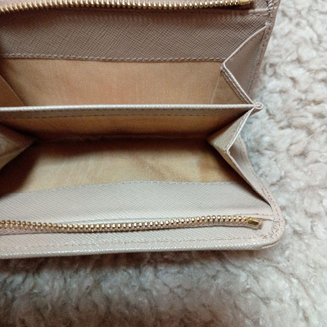 PRADA Saffiano Leather Bifold Compact Wallet Beige Gold Logo Plate Purse Auth thumbnail 11