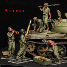 1/35 Scale WWII Soviet Tank Crew Loading Team Resin Soldier Model Kit 5 Figures