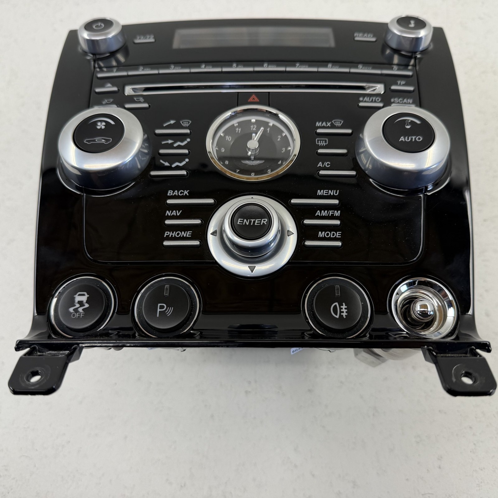Aston Martin V8 Vantage 2011-2017 Air conditioning switch knob