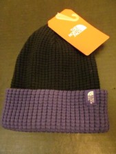 The North Face Youth Cuffed Waffle Beanie, Black  Purple, Size M