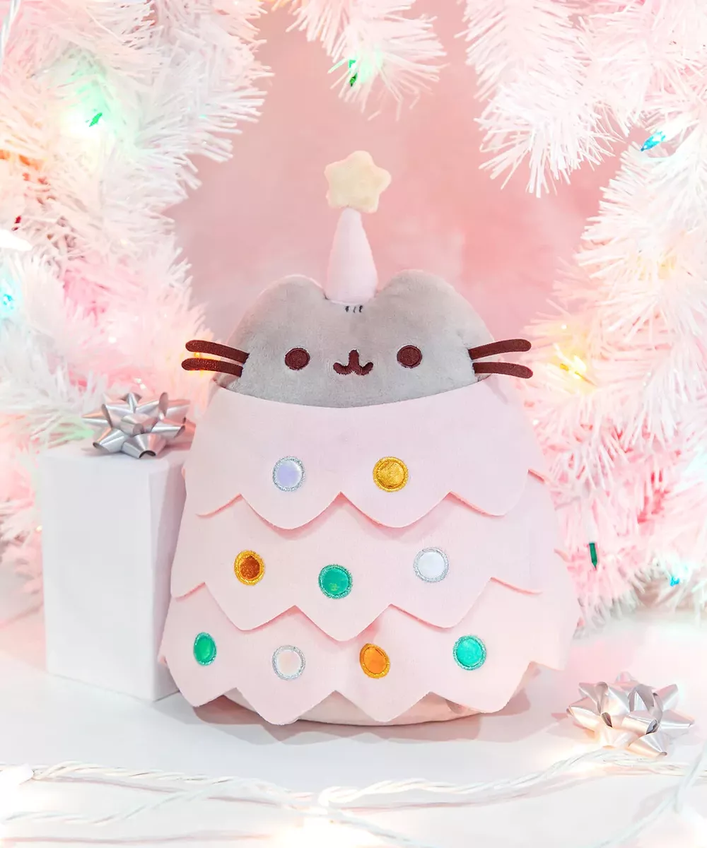 Pusheen [Q3807] - Decoration noel peluche 'Pusheen' vert rose - 25 cm, Christmas decoration plush 'Pusheen' green pink - 25 cm., Weihnachtsdekoration Plusch 'Pusheen' grun rosa - 25 cm.