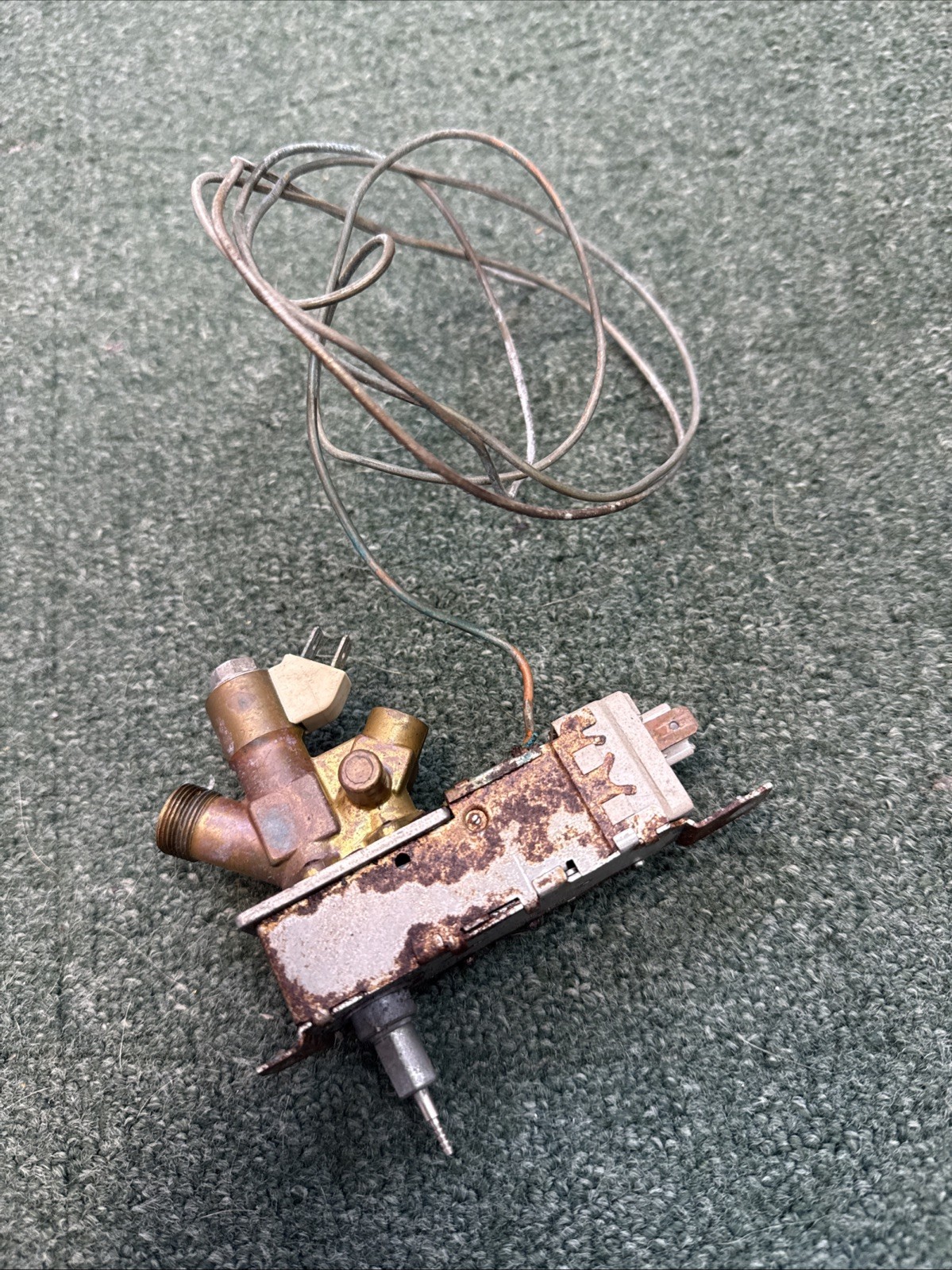 THETFORD FRIDGE GAS VALVE V2 CARAVAN MOTORHOME SPARE REPLACEMENT 62568807