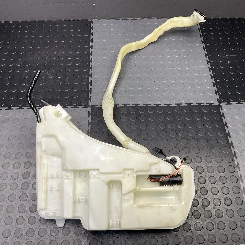 BMW 750i 2009-2015 limpiaparabrisas líquido depósito tanque conjunto con cuello OEM Foto 2 de 4
