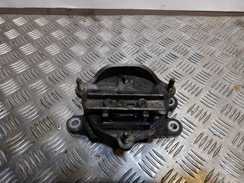 Audi A4 S4 B8 8K 2013 Getriebelager Getriebedämpfer 8K0399151 Benzin ATV10528